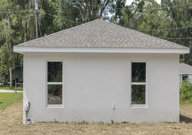 Photo 3 of Sale Pending at 2190 NW 65th Place, Ocala, FL 34475 | MLS# OM725553 | Listing updated on 2026-09-15