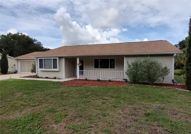 Photo 1 of Sale Pending at 11440 Sw 84th Avenue Rd, Ocala, FL 34481 | MLS# OM725569 | Listing updated on 2026-09-15