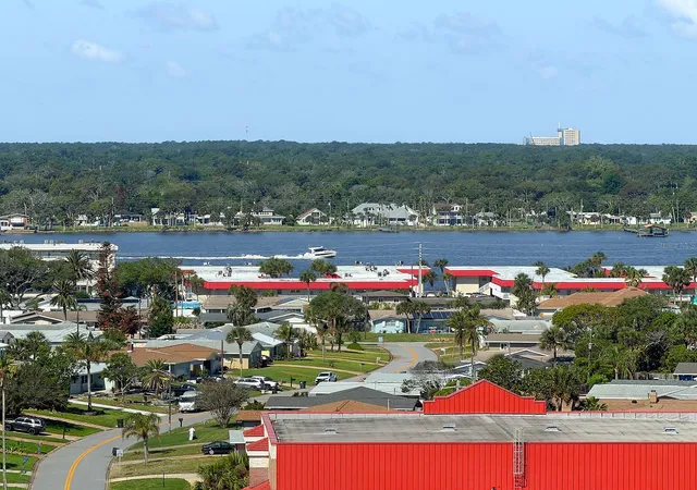 Photo 2 of Condo for sale at 2800 N Atlantic Ave #1401, Daytona Beach, FL 32118 | MLS# V4949356 | Listing updated on 2026-10-02