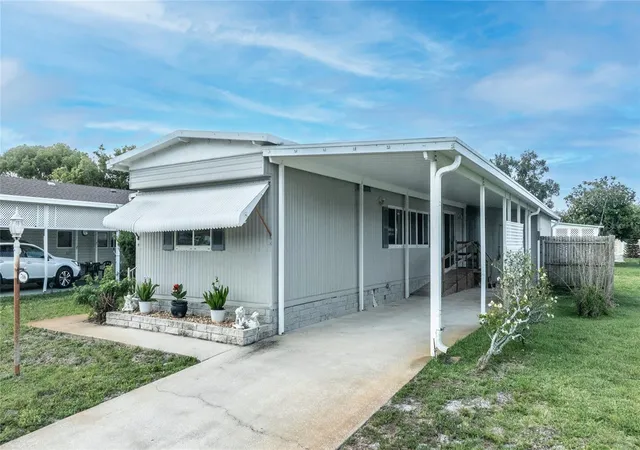 Photo 3 of Sale Pending at 706 Leward Way, Port Orange, FL 32129 | MLS# NS1088358 | Listing updated on 2026-09-11