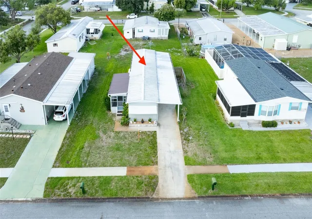 Photo 4 of Sale Pending at 706 Leward Way, Port Orange, FL 32129 | MLS# NS1088358 | Listing updated on 2026-09-11