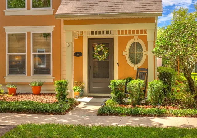 Photo 3 of Sale Pending at 901 Wynbrook Ln, Deland, FL 32724 | MLS# V4949365 | Listing updated on 2026-09-10