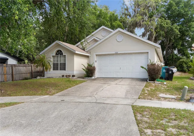 Photo 2 of Sale Pending at 5165 Innesbrook Ct, Orlando, FL 32808 | MLS# O6412265 | Listing updated on 2026-09-10