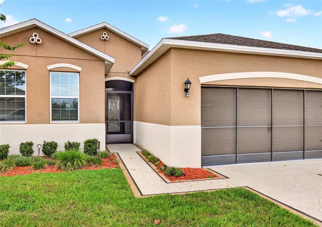 Photo 3 of Single family home for sale at 9149 Sw 62nd Terrace Rd, Ocala, FL 34476 | MLS# O6412304 | Listing updated on 2026-09-11