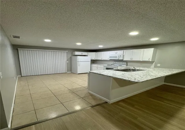 Photo 3 of Multi family home for sale at 2526 Elm Ave, Lake Wales, FL 33898 | MLS# S5150951 | Listing updated on 2026-09-15