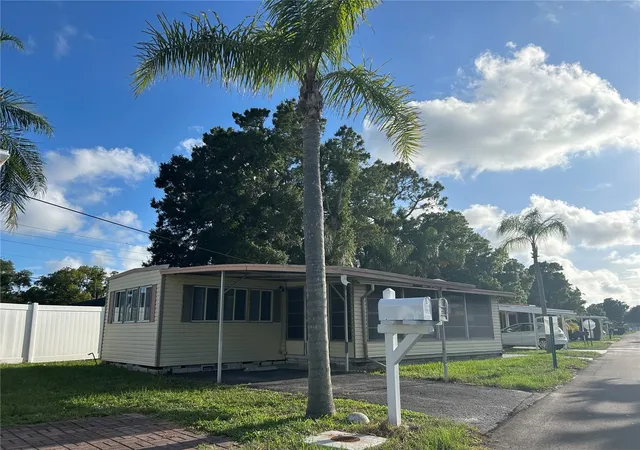 Photo 2 of Manufactured home for sale at 12674 Seminole Blvd #S18, Largo, FL 33778 | MLS# TB8514198 | Listing updated on 2026-10-06