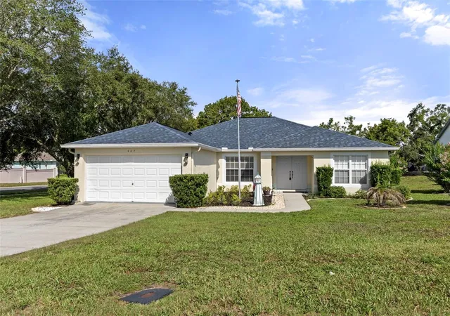 Photo 1 of Single family home for sale at 407 Montpelier Ct, Spring Hill, FL 34608 | MLS# W7886314 | Listing updated on 2026-10-08