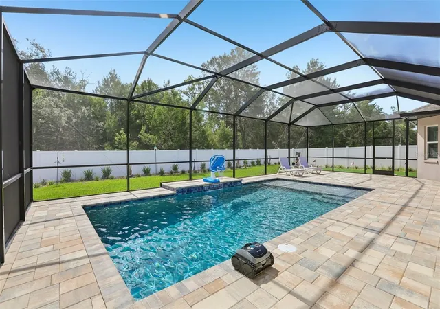 Photo 2 of Single family home for sale at 902 Tierra Dr, Spring Hill, FL 34609 | MLS# TB8514476 | Listing updated on 2026-10-01