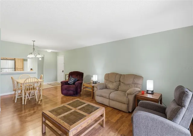 Listing Photo 5 - Condo for sale in building located at 2685 Sabal Springs Cir, clearwater, FL 33761 - Unit #105