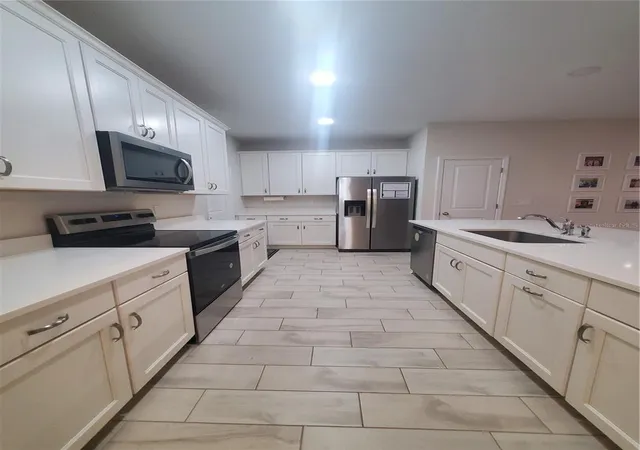 Photo 3 of Townhouse for sale at 10960 Brightleaf Ct, Riverview, FL 33569 | MLS# C7526856 | Listing updated on 2026-09-15
