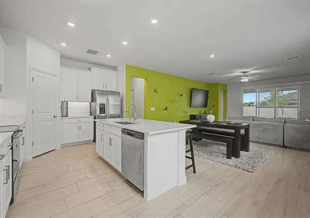 Photo 3 of Single family home for sale at 10733 Tupper Cay Dr, San Antonio, FL 33576 | MLS# TB8514888 | Listing updated on 2026-09-14
