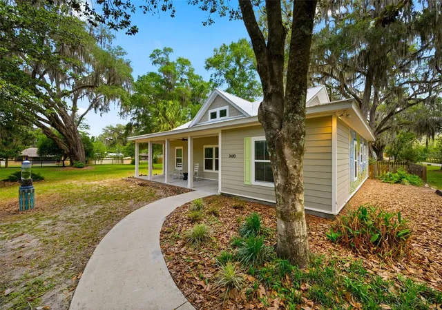 Photo 1 of Single family home for sale at 2620 Nw 31st Avenue, Gainesville, FL 32605 | MLS# GC540863 | Listing updated on 2026-10-08