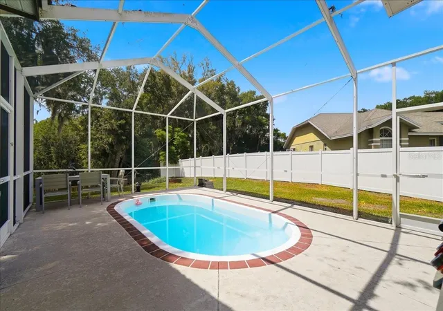 Photo 3 of Single family home for sale at 448 Lake Harris Dr, Lakeland, FL 33813 | MLS# L4962441 | Listing updated on 2026-10-07
