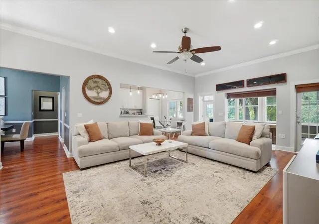 Photo 3 of Single family home for sale at 448 Lake Harris Dr, Lakeland, FL 33813 | MLS# L4962441 | Listing updated on 2026-10-07