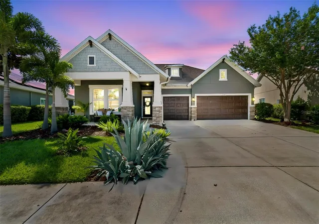 Photo 2 of Single family home for sale at 7223 Hourglass Dr, Apollo Beach, FL 33572 | MLS# TB8515526 | Listing updated on 2026-10-08