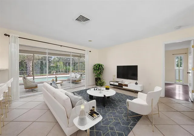 Photo 3 of Single family home for sale at 1011 Pine Forest Ct, Venice, FL 34293 | MLS# N6144598 | Listing updated on 2026-10-01