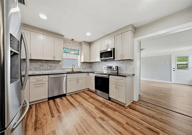 Photo 3 of Single family home for sale at 4730 Burlington Ave N, Saint Petersburg, FL 33713 | MLS# TB8515980 | Listing updated on 2026-10-08