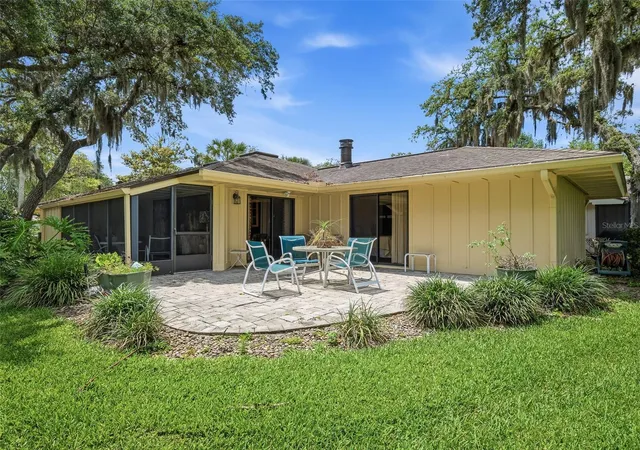 Photo 3 of Single family home for sale at 718 Tantallon Ct, New Smyrna Beach, FL 32168 | MLS# NS1088436 | Listing updated on 2026-09-27