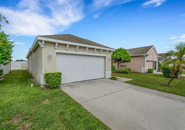 Photo 3 of Single family home for sale at 14551 Potterton Cir, Hudson, FL 34667 | MLS# TB8516074 | Listing updated on 2026-09-27