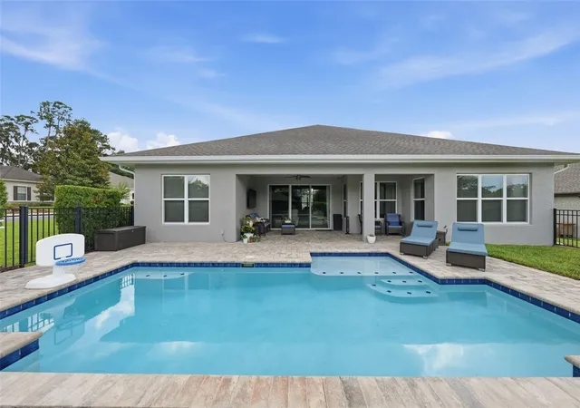 Photo 2 of Single family home for sale at 3983 Se 5th Avenue, Ocala, FL 34480 | MLS# OM726095 | Listing updated on 2026-09-21