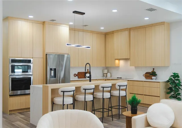 Photo 3 of Single family home for sale at 2714 W Tampa Bay Blvd, Tampa, FL 33607 | MLS# TB8516603 | Listing updated on 2026-09-11