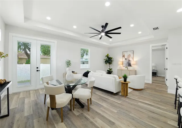Photo 4 of Single family home for sale at 2714 W Tampa Bay Blvd, Tampa, FL 33607 | MLS# TB8516603 | Listing updated on 2026-09-11
