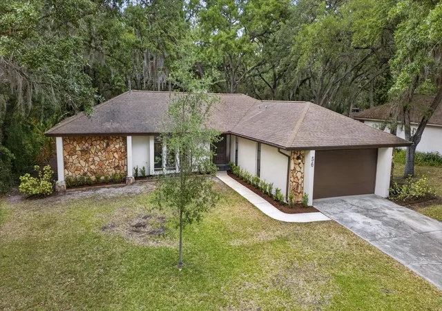 Photo 3 of Single family home for sale at 56 Bay Woods Dr, Safety Harbor, FL 34695 | MLS# O6414635 | Listing updated on 2026-09-11