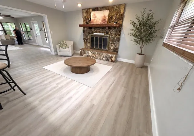Photo 4 of Single family home for sale at 162 W Massachusetts St, Hernando, FL 34442 | MLS# W7886501 | Listing updated on 2026-09-26