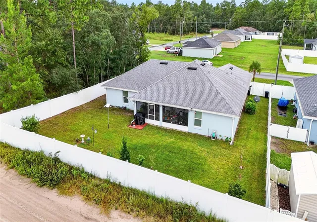 Photo 3 of Single family home for sale at 15329 Sw 65th Terrace Rd, Ocala, FL 34473 | MLS# OM726194 | Listing updated on 2026-09-12