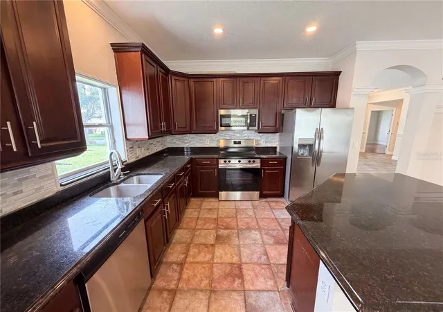 Photo 2 of Sale Pending at 3379 Morelyn Crst Cir, Orlando, FL 32828 | MLS# O6414732 | Listing updated on 2026-09-14