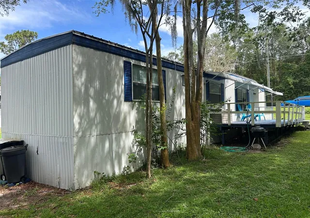 Photo 3 of Manufactured home for sale at 10945 SE 132nd Place, Ocklawaha, FL 32179 | MLS# G5113448 | Listing updated on 2026-09-15