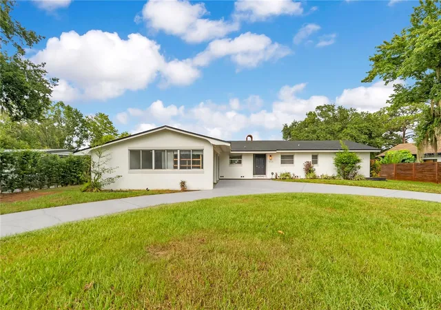 Photo 2 of Single family home for sale at 5725 Padgett Cir, Orlando, FL 32839 | MLS# O6414930 | Listing updated on 2026-10-02