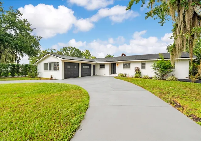 Photo 3 of Single family home for sale at 5725 Padgett Cir, Orlando, FL 32839 | MLS# O6414930 | Listing updated on 2026-10-02