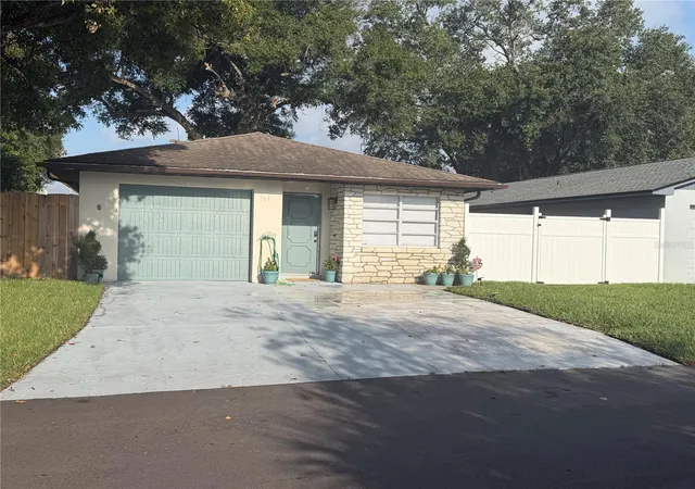 Photo 1 of Single family home for sale at 536 Hibiscus Way #7B, Orlando, FL 32807 | MLS# O6415150 | Listing updated on 2026-09-14