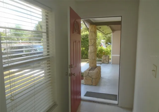 Photo 3 of Single family home for sale at 810 Keystone Ave, Altamonte Springs, FL 32701 | MLS# O6415246 | Listing updated on 2026-09-15