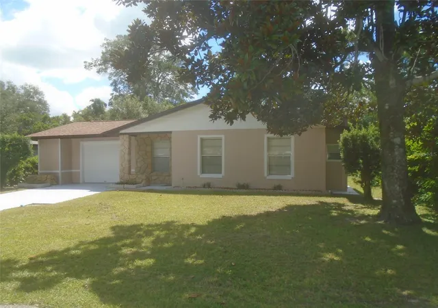 Photo 3 of Single family home for sale at 810 Keystone Ave, Altamonte Springs, FL 32701 | MLS# O6415246 | Listing updated on 2026-09-15