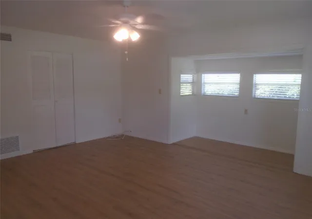 Photo 4 of Single family home for sale at 810 Keystone Ave, Altamonte Springs, FL 32701 | MLS# O6415246 | Listing updated on 2026-09-15