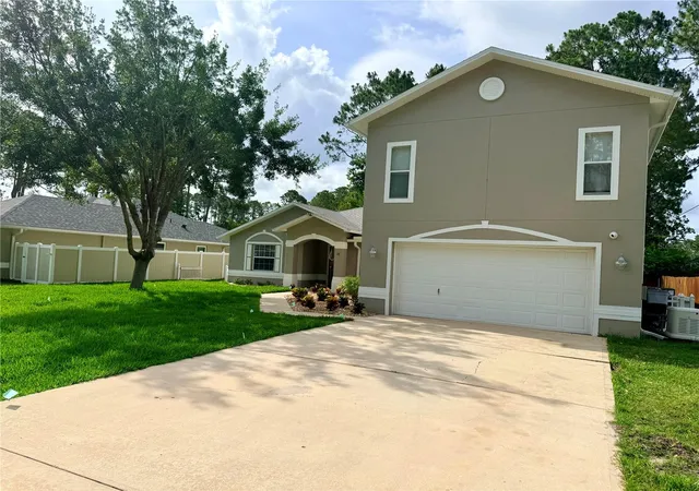 Photo 3 of Single family home for sale at 18 Burning View Ln, Palm Coast, FL 32137 | MLS# V4949554 | Listing updated on 2026-09-12