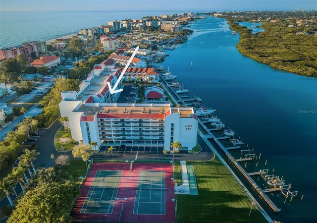 Photo 3 of Condo for sale at 19111 Vista Bay Dr #304, Indian Shores, FL 33785 | MLS# TB8517541 | Listing updated on 2026-10-03