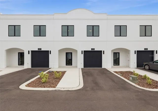 Photo 2 of Townhouse for sale at 4369 Cambio Gdns Ct, Tampa, FL 33610 | MLS# TB8517543 | Listing updated on 2026-09-24