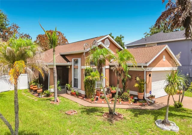 Photo 2 of Single family home for sale at 14208 Avonlea Ct, Orlando, FL 32824 | MLS# O6415666 | Listing updated on 2026-09-14