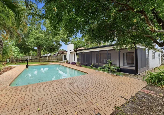 Photo 4 of Single family home for sale at 8307 Vallejo Pl, Tampa, FL 33614 | MLS# TB8517946 | Listing updated on 2026-09-29