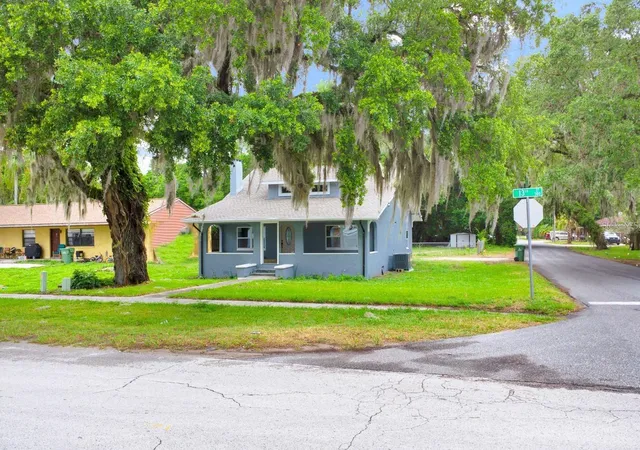 Photo 1 of Single family home for sale at 500 N 13th Street, Leesburg, FL 34748 | MLS# O6415870 | Listing updated on 2026-09-15