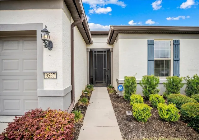 Photo 2 of Single family home for sale at 9557 Sw 64th Lane, Ocala, FL 34481 | MLS# OM726428 | Listing updated on 2026-09-09