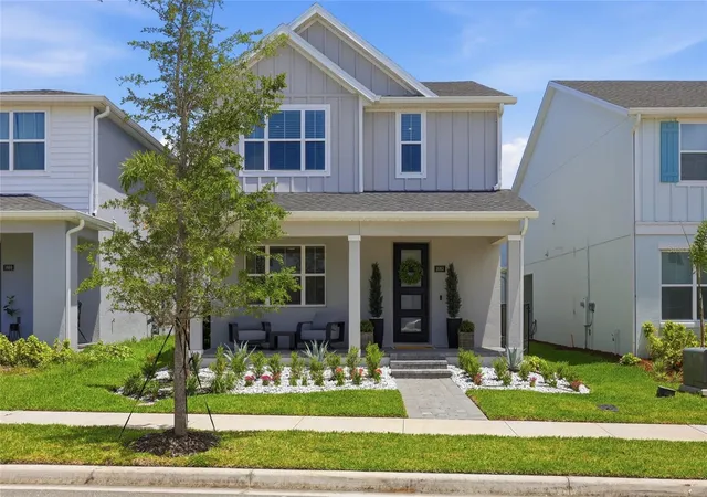Photo 1 of Single family home for sale at 1663 Crowncrest Dr, Apopka, FL 32703 | MLS# O6415913 | Listing updated on 2026-10-04