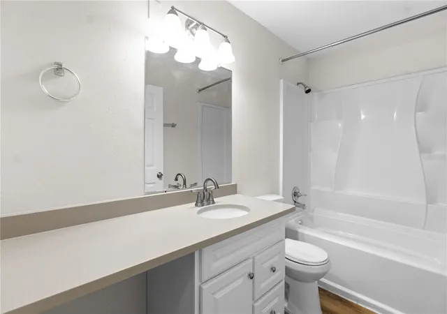Photo 3 of Single family home for sale at 929 Sandywood Dr, Brandon, FL 33510 | MLS# TB8518267 | Listing updated on 2026-09-10