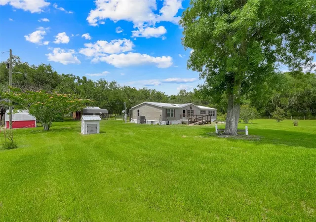 Photo 4 of Manufactured home for sale at 21301 Quail Hammock Ln, Groveland, FL 34736 | MLS# G5113645 | Listing updated on 2026-09-29