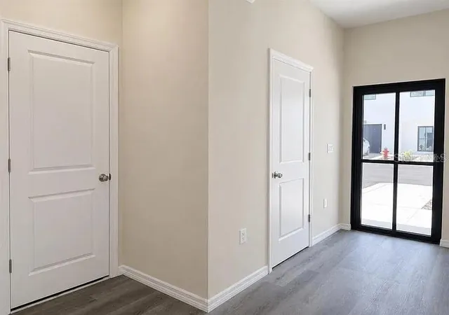 Photo 4 of Townhouse for sale at 4365 Cambio Gdns Ct, Tampa, FL 33610 | MLS# TB8518489 | Listing updated on 2026-09-12