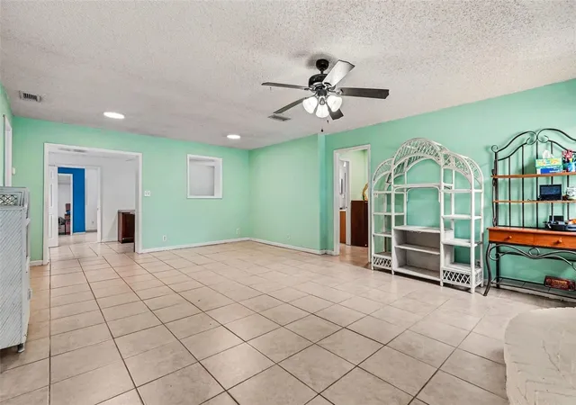 Photo 3 of Single family home for sale at 7206 Alafia Dr, Riverview, FL 33578 | MLS# TB8518634 | Listing updated on 2026-10-20