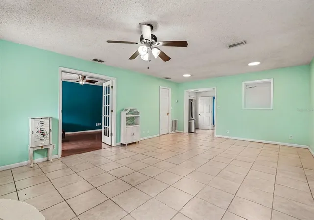 Photo 4 of Single family home for sale at 7206 Alafia Dr, Riverview, FL 33578 | MLS# TB8518634 | Listing updated on 2026-10-20